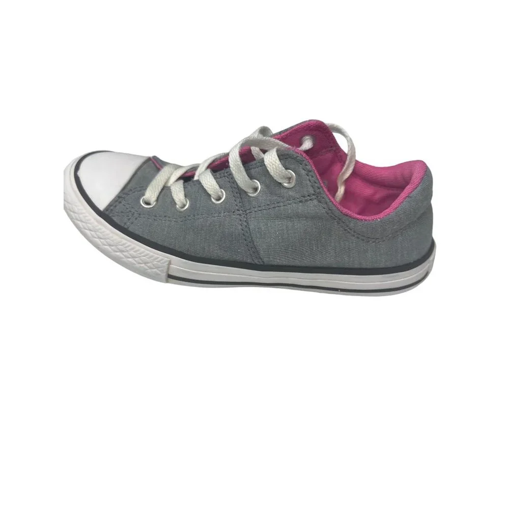 Converse Size 2.5 Gray with Pink Interior‎ Chuck Taylor